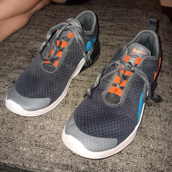 Nike Air - Picture 2 of 9